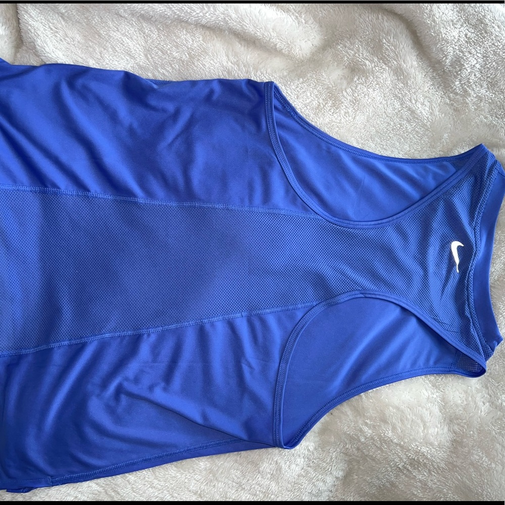 Nike Racerback Tank - Picture 2 of 3